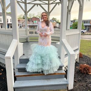 LARGE prom dress